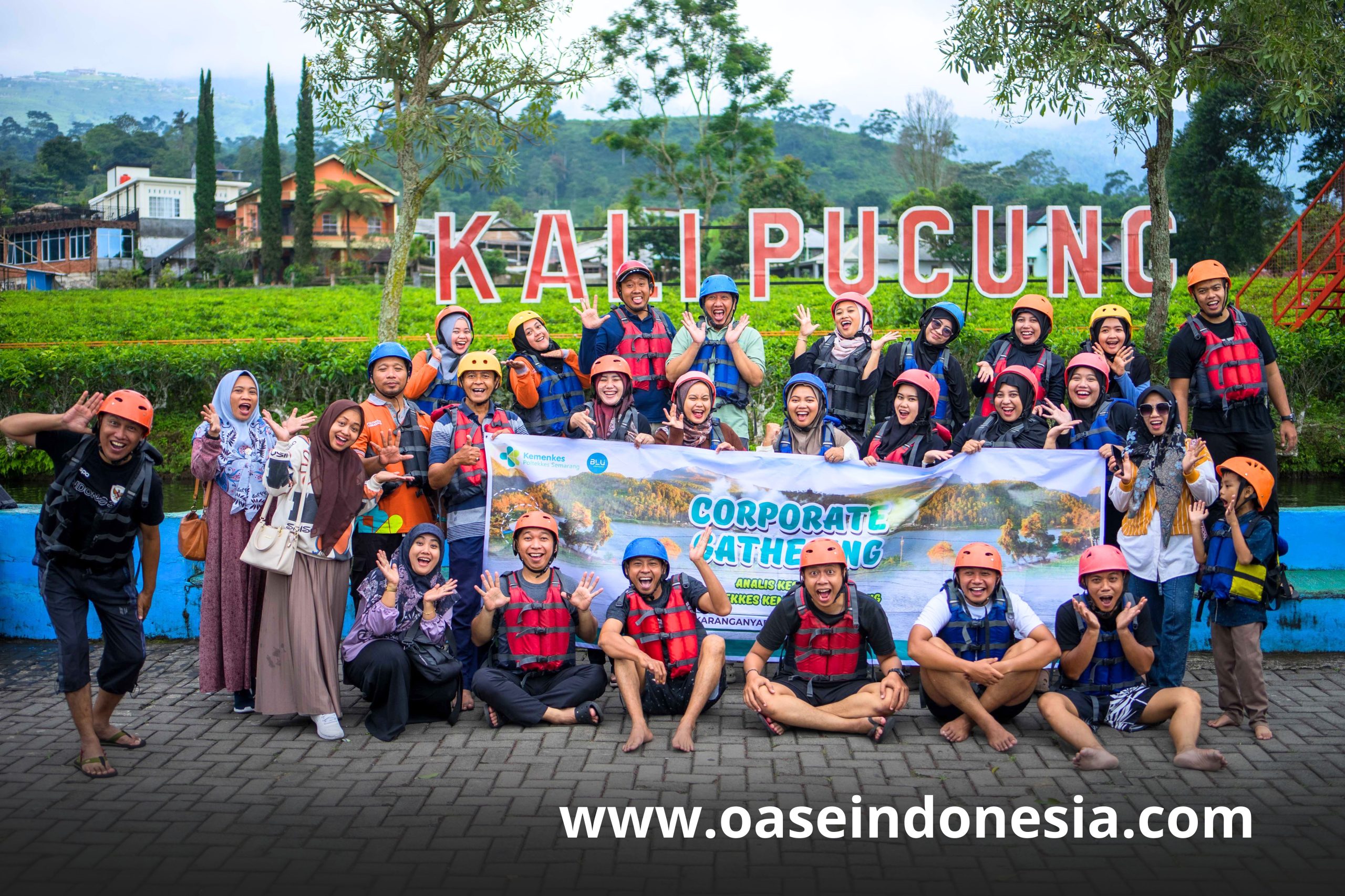 You are currently viewing Corporate Gathering Analis Kesehatan Poltekkes Semarang Hadirkan Pengalaman Edukatif dan Rekreatif di Tawangmangu