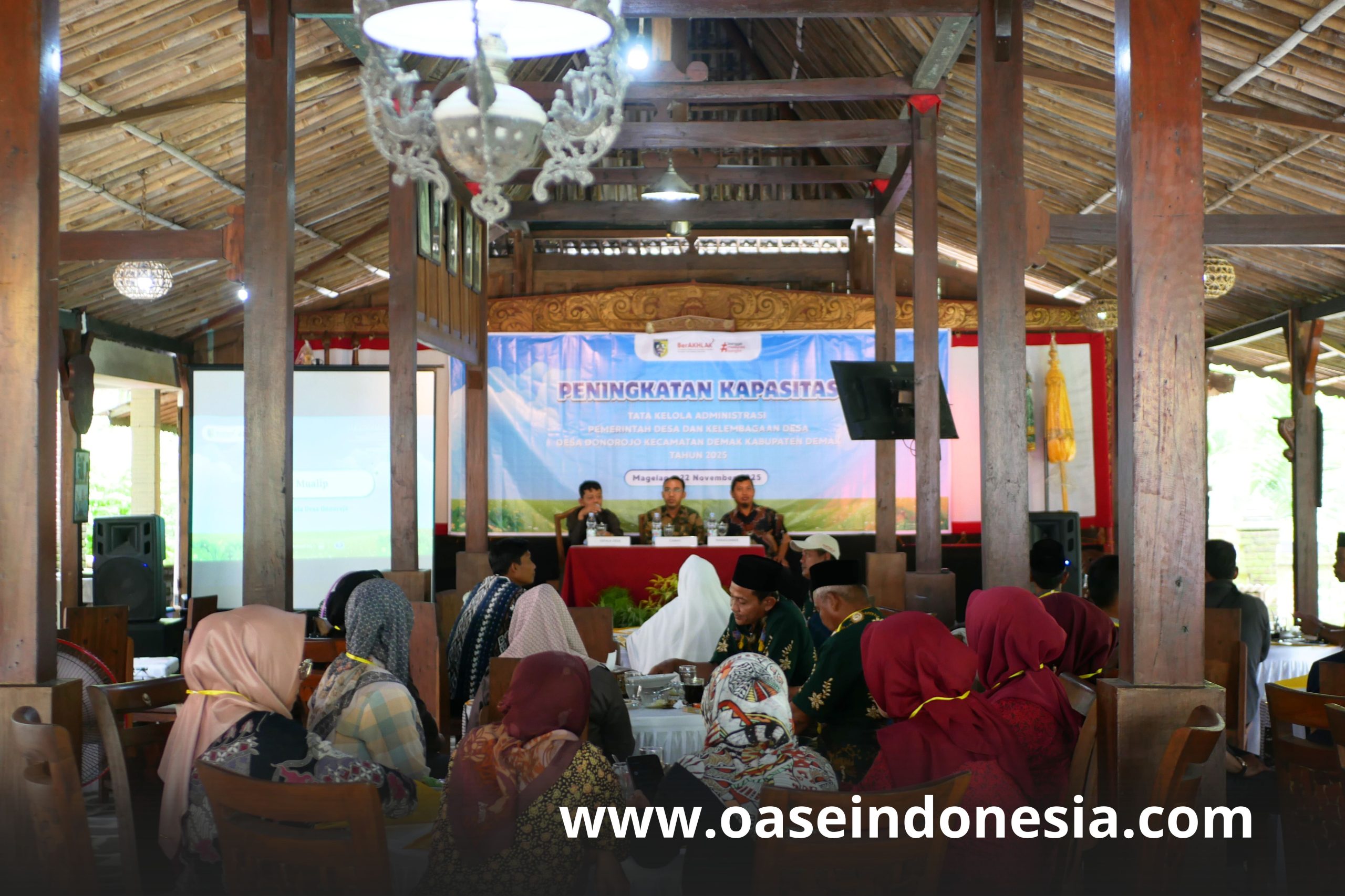 You are currently viewing Perkuat Administrasi dan Kelembagaan, Desa Donorojo Gelar Pelatihan Aparatur Desa 2025 Bersama Oase Indonesia