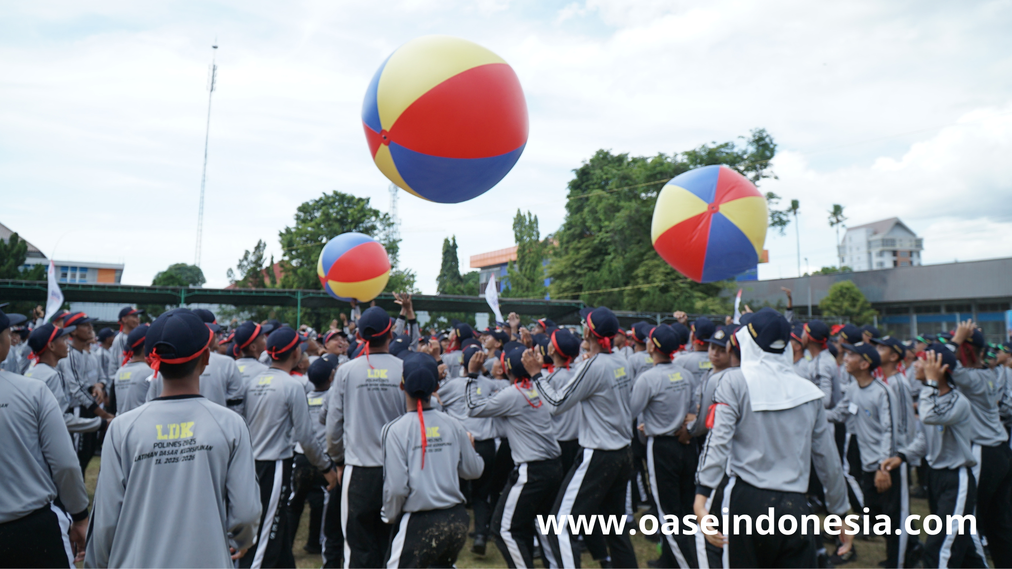 2.800 Mahasiswa Polines Bangun Karakter Bersama OASE Indonesia